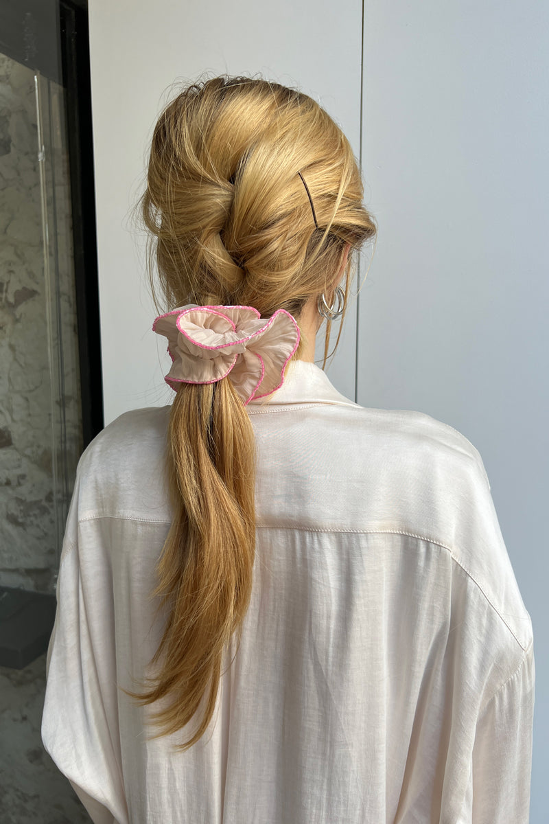 Leandra scrunchie