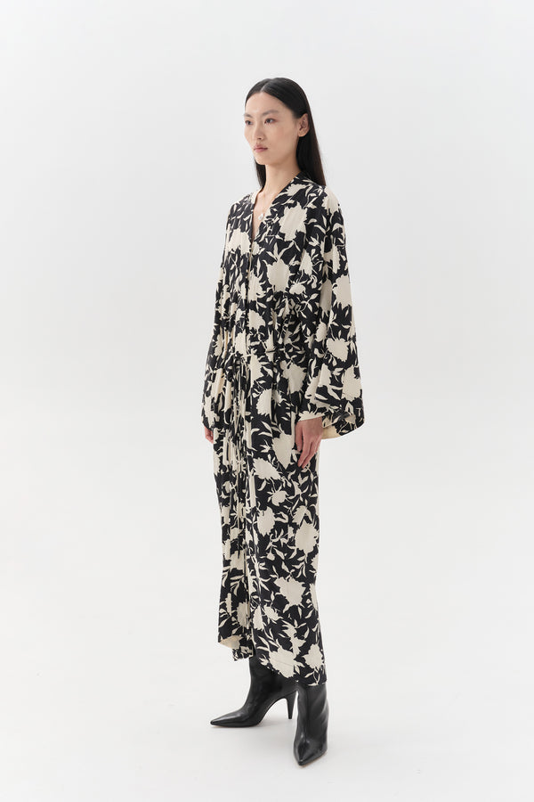 Kimono Dress Margot Black & White Viscose Jacquard Limited Edit. eik ai Kimono Dress Margot Black & White Viscose Jacquard Limited Edit. eik ai