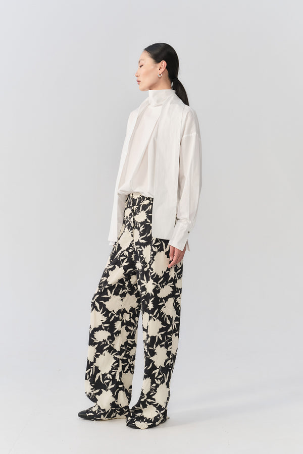 Arion Pants Black and White