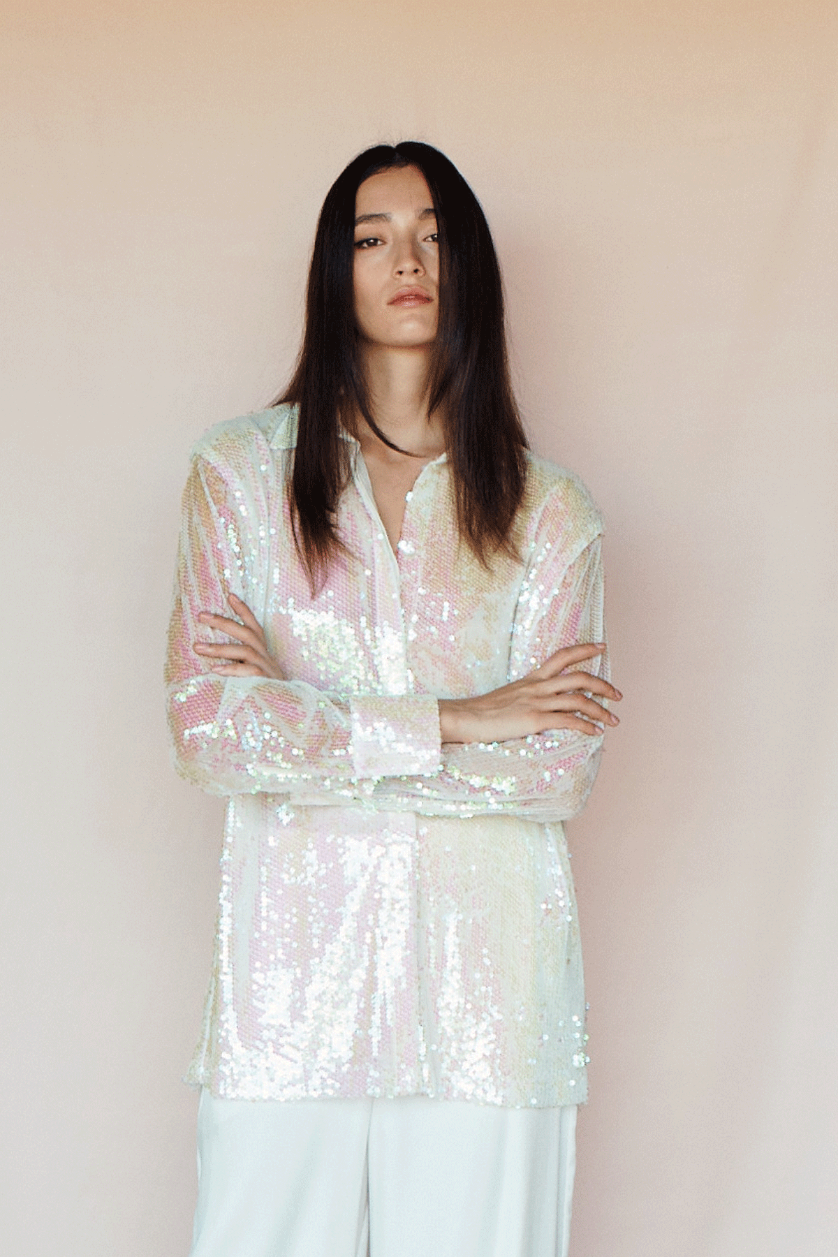 Sequined oversize shirt featuring a lining, classic collar, front hidden shell buttons, dropped shoulders, long sleeves, and shell buttons on cuffs